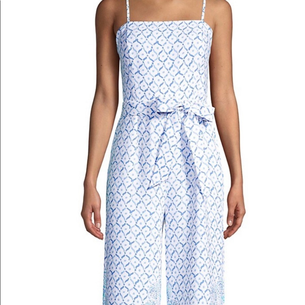 EUC, Lilly Pulitzer jumpsuit t! It’s perfect – lightweight, has built in cups!